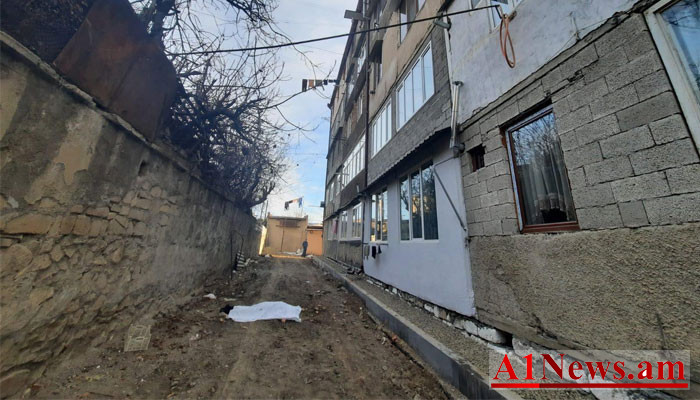 inqaspanutyun-stephanakertum-n231328-1_oZcU6.jpg