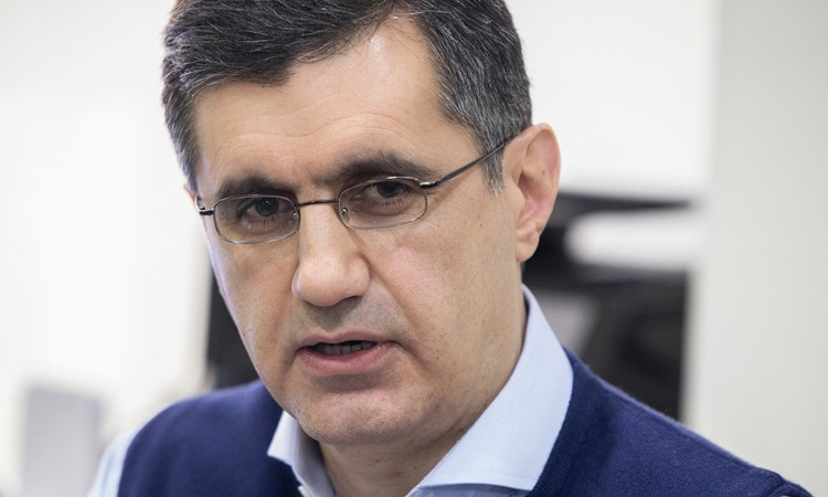 ralf-yirikyan_xV_92.jpg