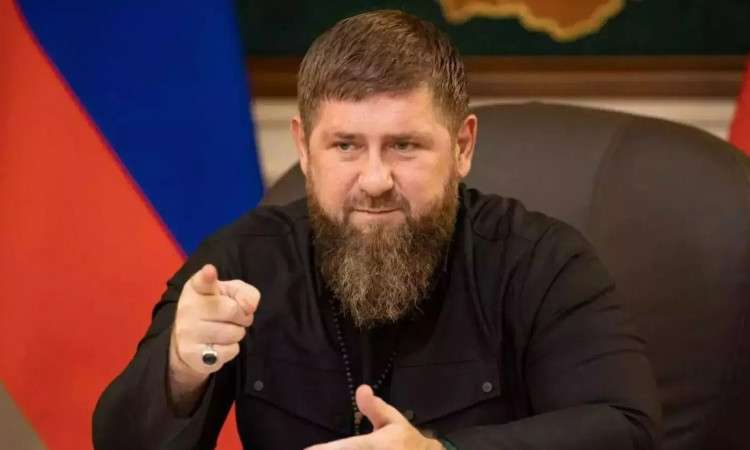 kadirovy-nshel-e-mexavori-anuny_aAJE1.jpg
