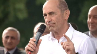 robert-qocharyan-hanrahavaq_GQlg7.jpg