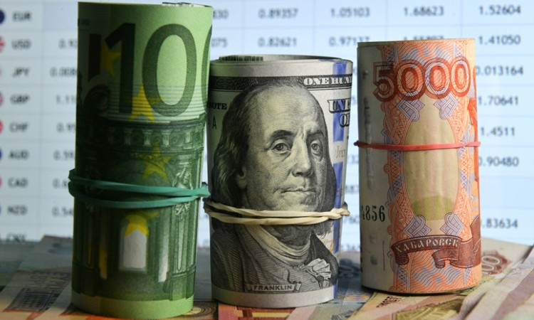 dolar-rubli-evro_N7tM4.jpg