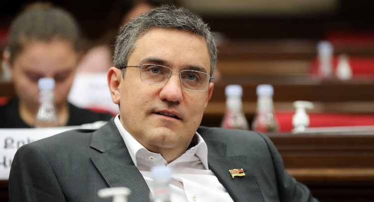 artur-ghazinyan_H6qb3.jpg