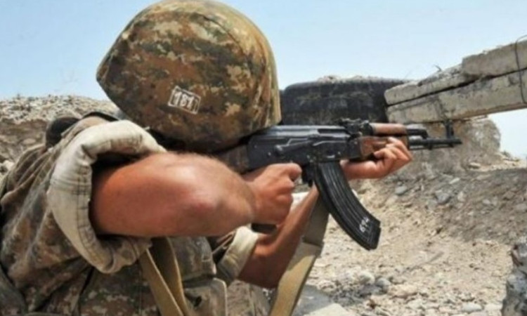 tshnamin-krakel-e_IdenN.jpg