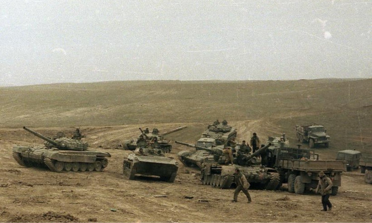 tshnamin-krakel-e_Y6O8w.jpg