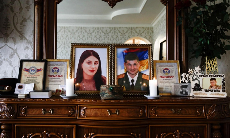 karapetyanner_Z8qJ9.jpg