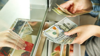 dolar-1_Ph0j7.jpg
