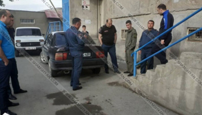 artashati-tneric-meki-nnjaseny-n239124-1_oYwK6.jpg
