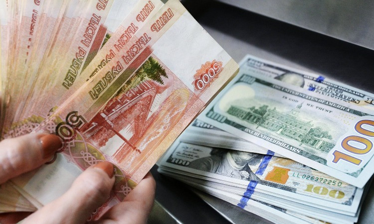 dolar-rubli_2Z1Dc.jpg