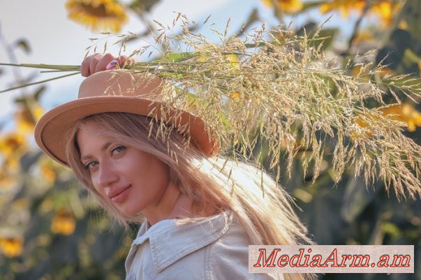 irina-ayvazyan_vOt1C.jpg