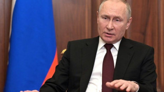 123444861putindesk_FHRSN.jpg