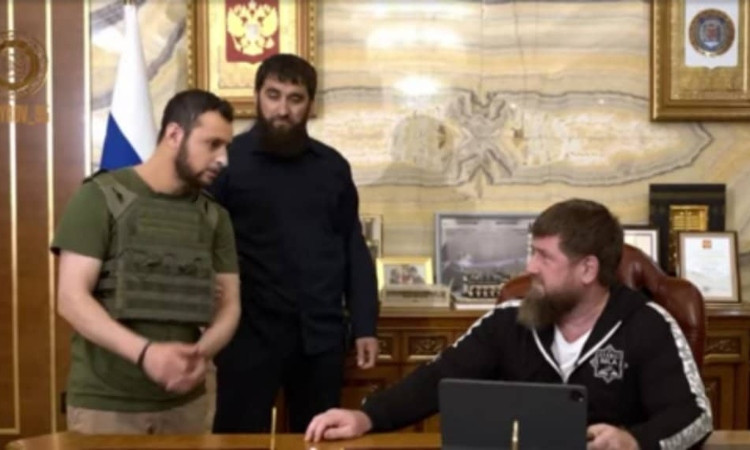 kadirovy-tesanyut-e-hraparakel_KhdjC.jpg