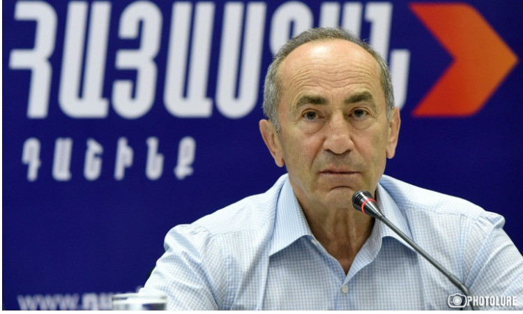 robert-qocharyan_yn1tV.jpg