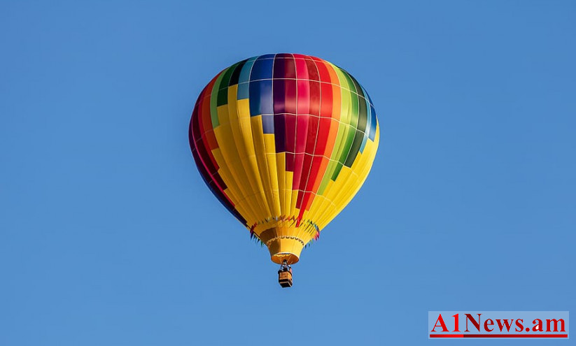 hot-air-balloon-balloon-aircraft-flying_GfGey.jpg