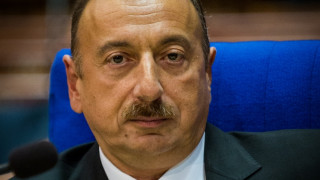 olham-aliev_jCemn.jpg