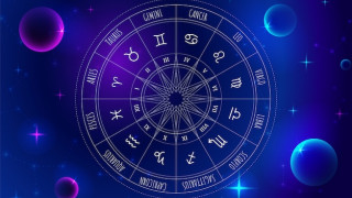 astrology-wheel-with-zodiac-signs-on-outer-space-background-mystery-and-esoteric189033-386_vVJc5.jpg