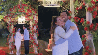 2174131772079629179021222381183806060709610n_LRsoE.gif