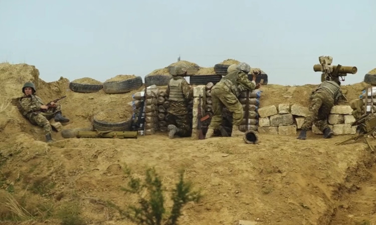 hh-pn-sahmani-masin_sXMeV.jpg