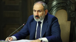 nikol-pashinyan_deks1.jpg