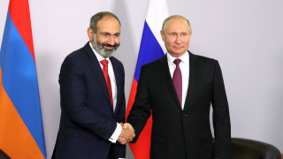 vladimirputinandnikolpashinyan2018-05-1402_3fs6k.jpg