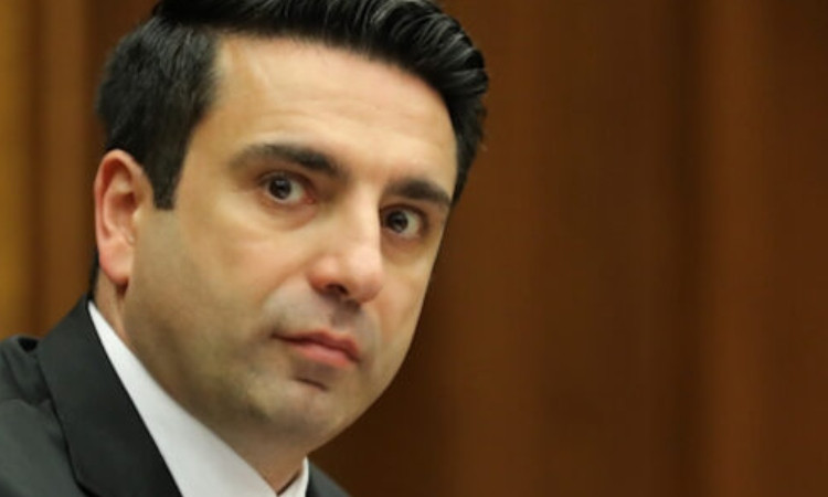 alen-simonyan_u4tQR.jpg
