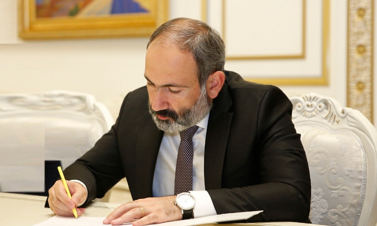 erb-hrajarakan-kta-pashinyany_H1XOT.jpg