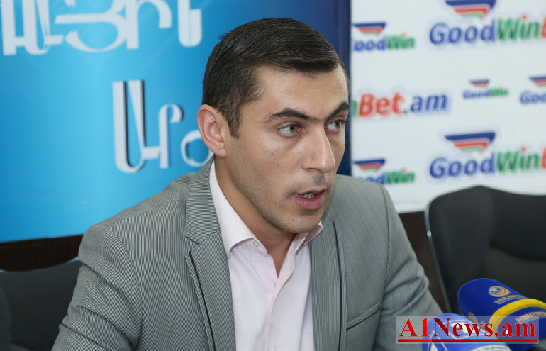 gagik-surenyan-1_bJ1J3.jpg