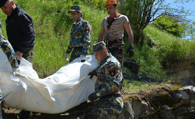 1652535085_uxMnk.jpg