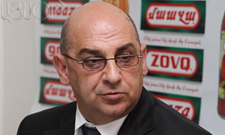 petros-semerjyan-1__ctVG.jpg