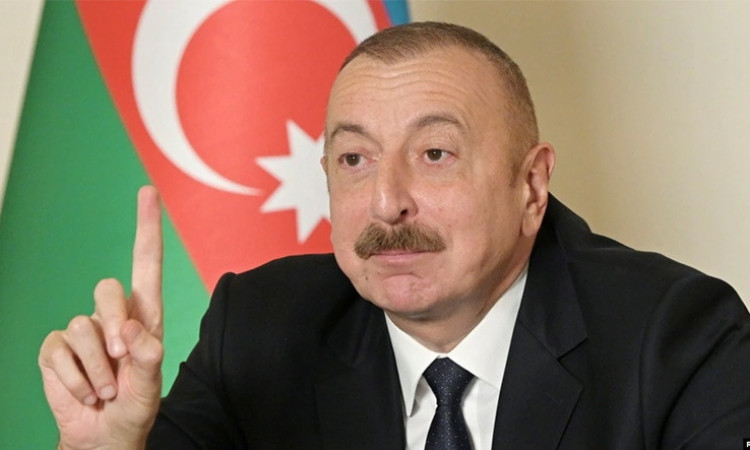 aliev_ehMgk.jpg
