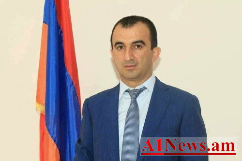 mkhitar-zaqaryan_2FKmq.jpg