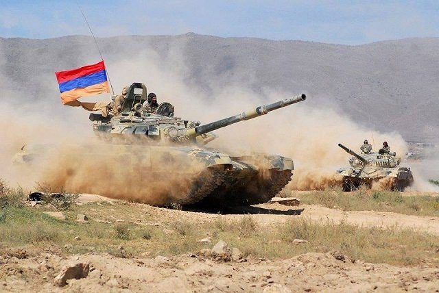 tank-arcaxyan-paterazm_OR7_2.jpg