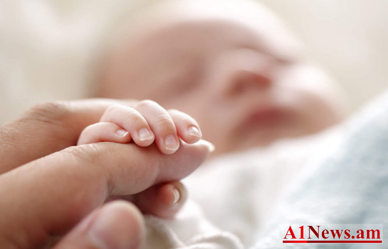 babynewborn1istockthumb_cenB9.jpg