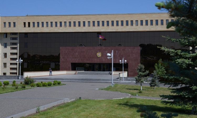 hh-pn-haytararutyun-e-arel_fOq_0.jpg