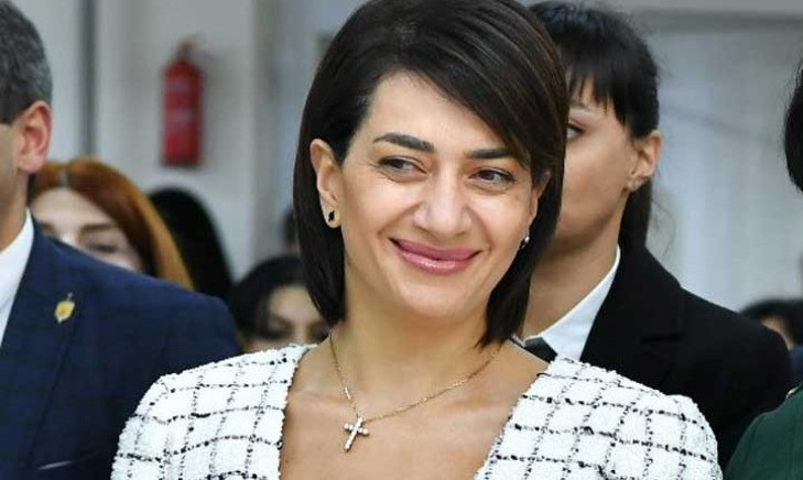 anna-hakobyan-2_E9RZH.jpg