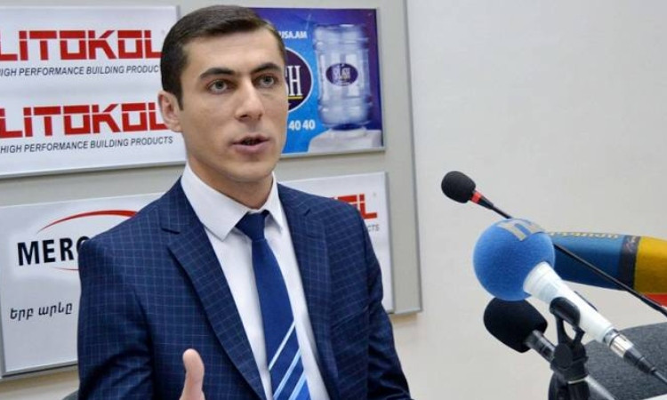 gagik-surenyan_ZeCvn.jpg