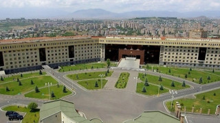 hh-pn-haytararutyun-e-taracel_wY052.jpg