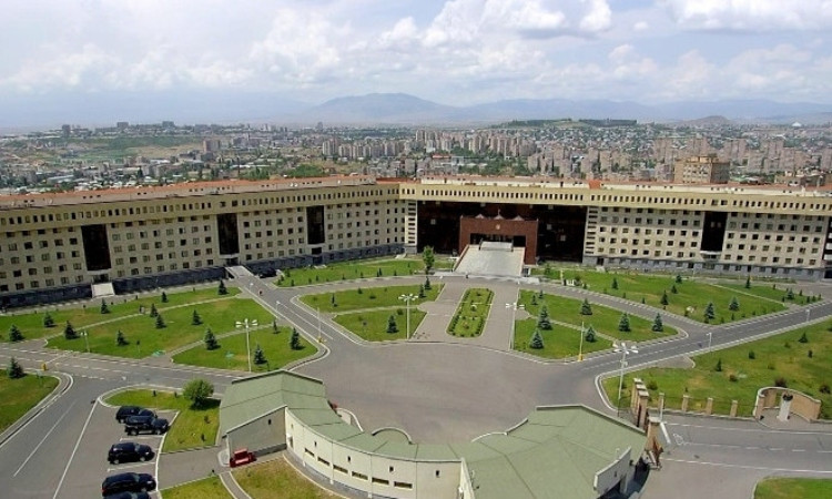 hh-pn_BaOYa.jpg