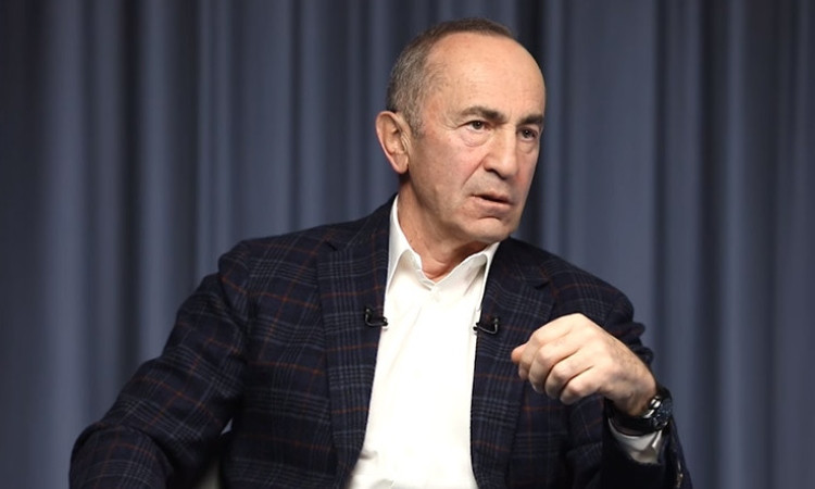 robert-qocharyan_uhYz-.jpg