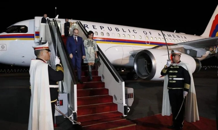 pashinyan-tunis_hsmJg.jpg
