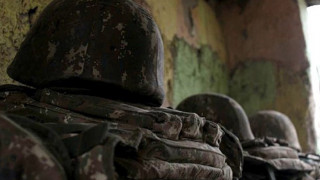 zoh-mah-zinvor44_XFJsR.jpg