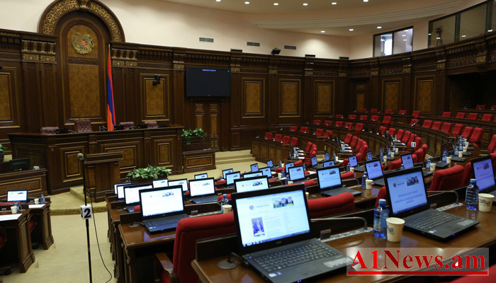 or-uzhy-qani-mandat-kstana-n214308-1_cxASH.jpg