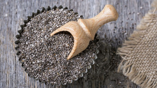 chia-seeds-1536x864_AigjD.jpg