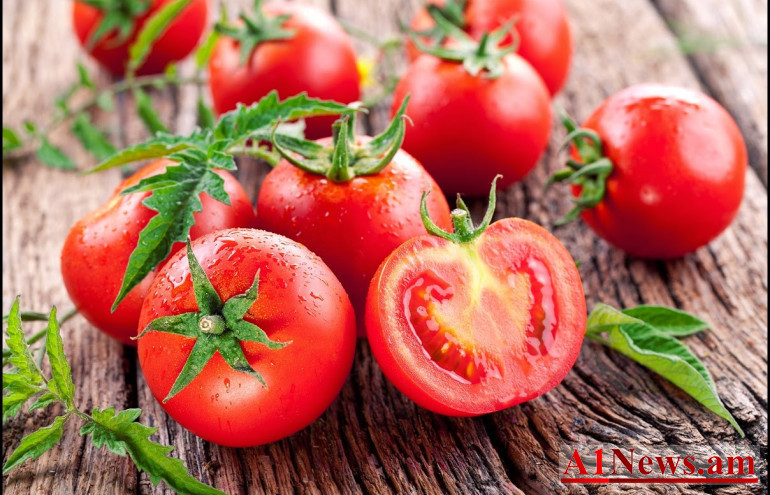 freshtomatoescloseduponwoodenbackground-770x510_teEyk.jpg