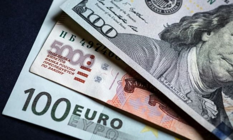 dolar-rubli_IA1Bt.jpg