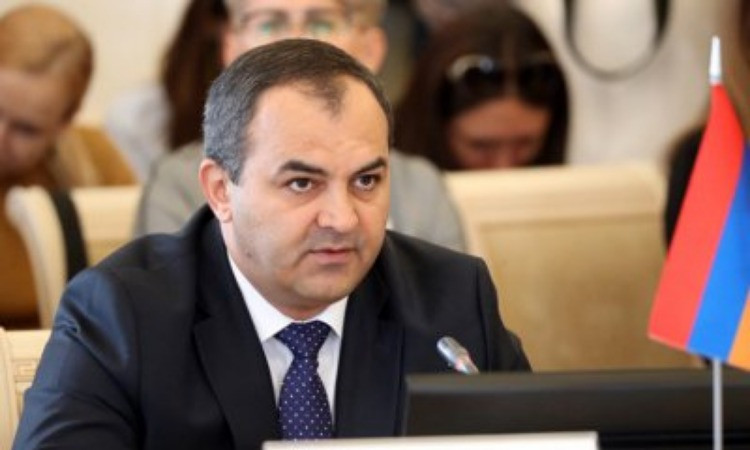 artur-davtyan_VvFIE.jpg
