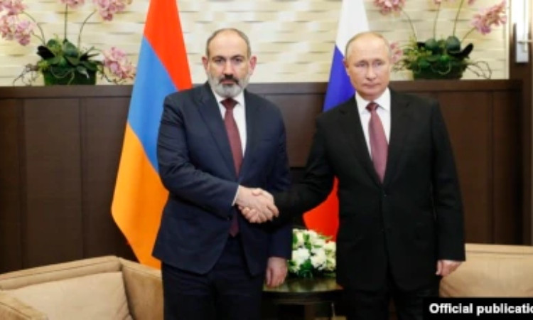 putin-pashinyan_5v1G9.jpg