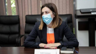 ana_bKJgV.jpg
