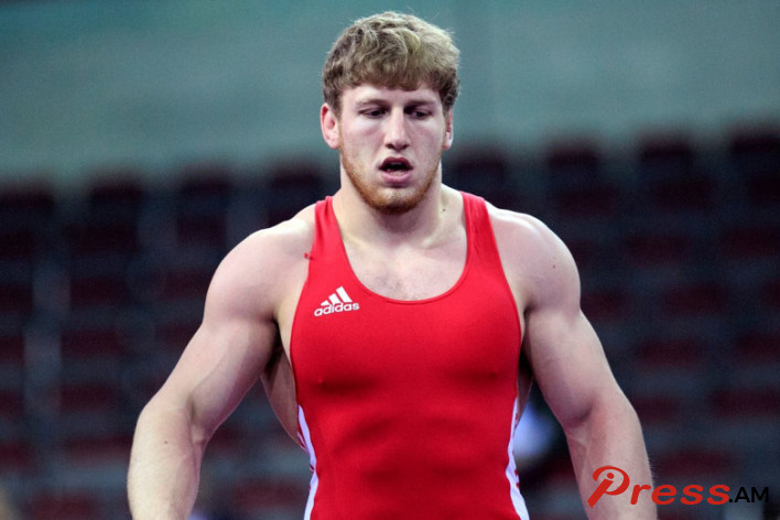 artur-aleksanyan_ZO0Ci.jpg
