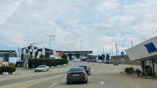 10878951_P4Zxm.jpg