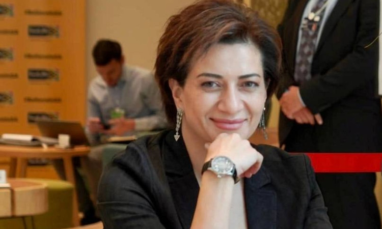 anna-hakobyan_RnRJk.jpg